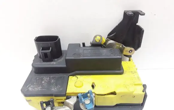 Volvo XC90 Front door lock