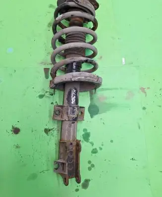 Volvo XC90 Front shock absorber with coil spring 314125 8209040066
