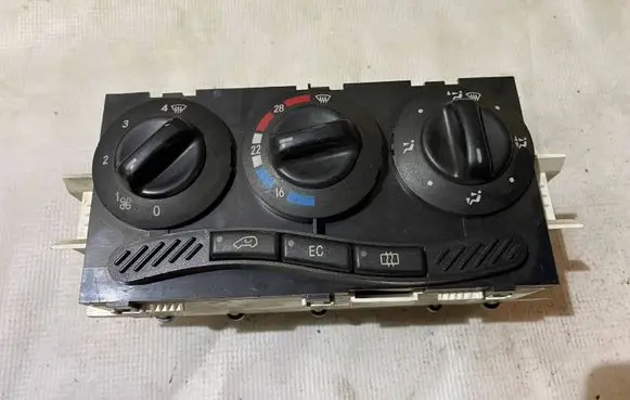 Mercedes-Benz A W168 Climate control unit 1688300485 A1688300485