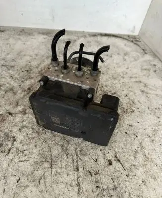Volvo XC70 ABS Pump 30681619 p30681619 21240834328185