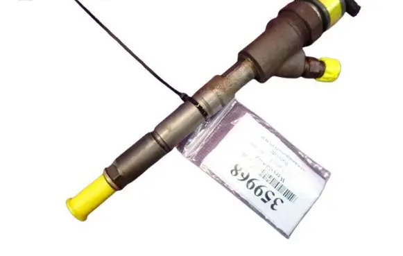 Toyota Yaris Verso Fuel injector 0445110214
