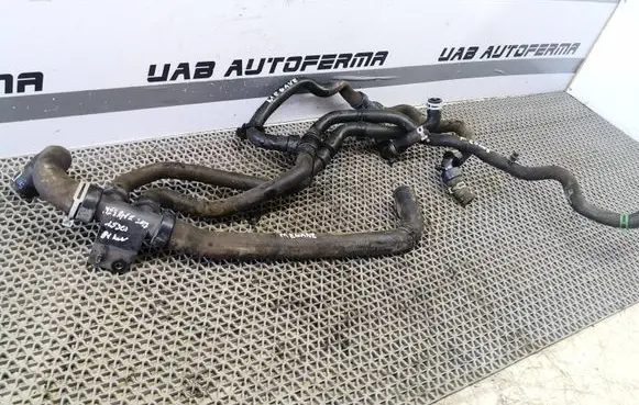 Renault Megane IV Engine coolant pipe/hose 215033860R