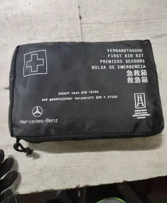 Mercedes-Benz GLK (X204) First aid kit 