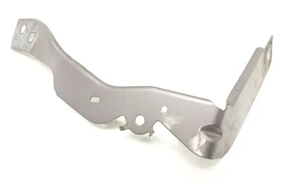 Renault Captur Fender mounting bracket 625B53104R