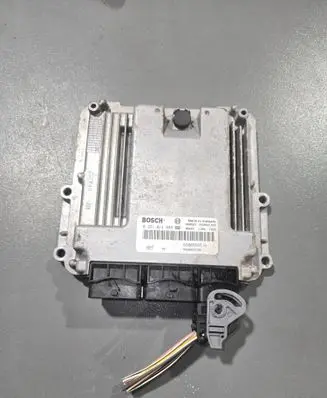 Renault Trafic II (X83) Engine control unit/module 0281014648 8200666516 8200823728