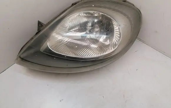 Opel Vivaro Headlight/headlamp 7700311373 91165721 89308710