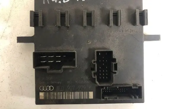 Audi A4 S4 B7 8E 8H Comfort/convenience module 8E0907279K