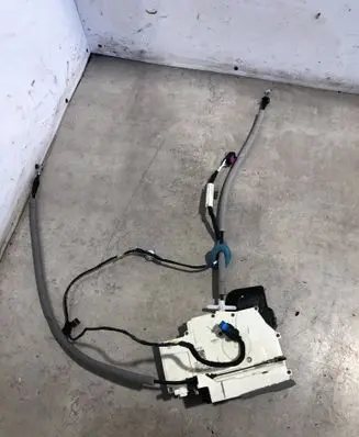 Volkswagen ID.7 Rear door lock 4N0839015B