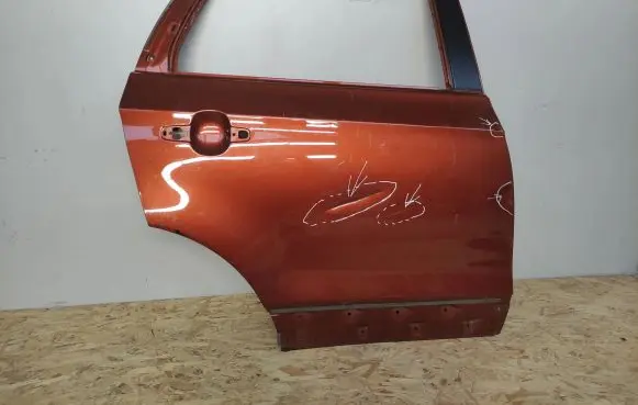 Suzuki SX4 S-Cross Rear door