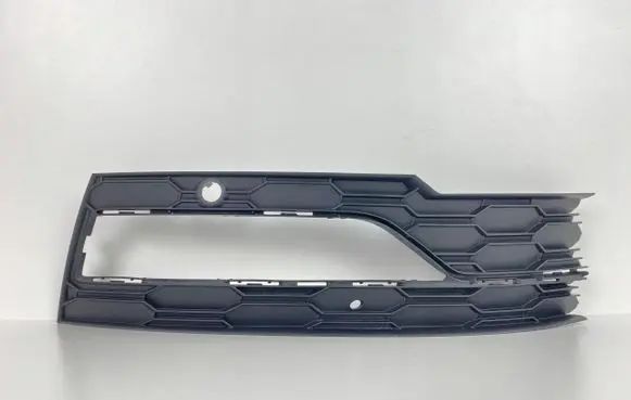Skoda Octavia Mk4 Front bumper lower grill 5E3807682G