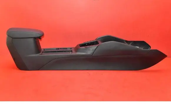 Ford Focus Center console 