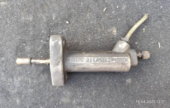 Mini One - Cooper R50 - 53 Clutch slave cylinder 6764691 1404202522 6820