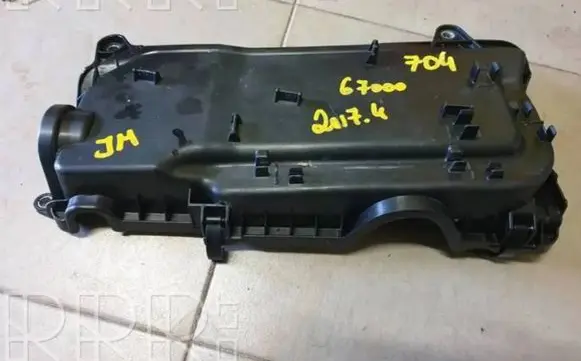 Renault Master III Rocker cam cover 175B10025R