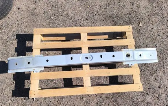 Opel Vivaro Front bumper cross member