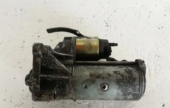 Renault Laguna II Starter motor