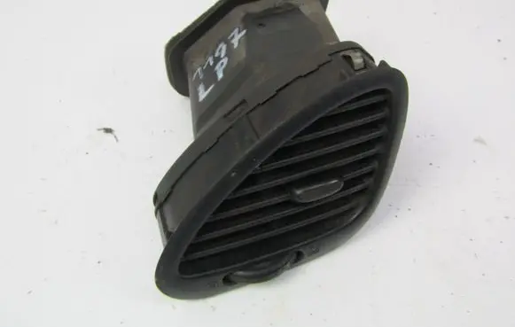 Volkswagen Sharan Dash center air vent grill 