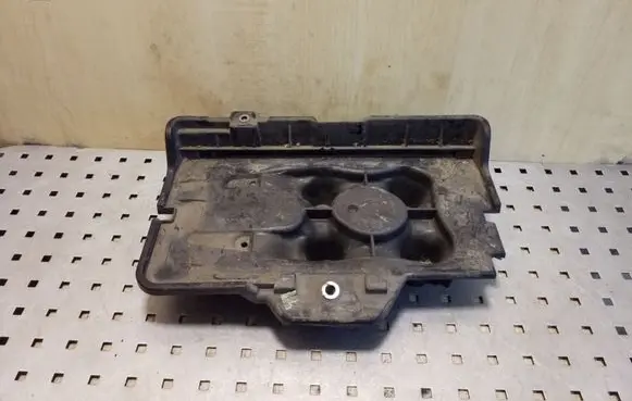 Volkswagen Golf IV Battery tray 1J0915333