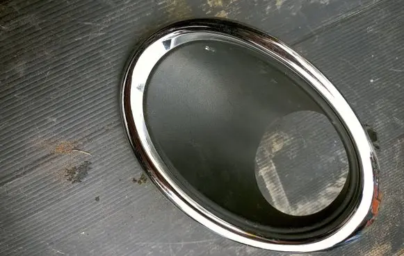 Nissan Qashqai Front fog light trim/grill 622564EA0C
