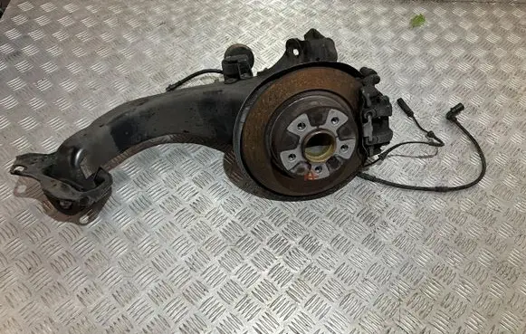 BMW 1 F40 Stub axle TM24666