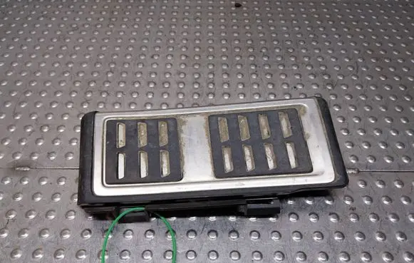 Volkswagen Golf VIII Foot rest pad/dead pedal S27705534 5Q1864551A