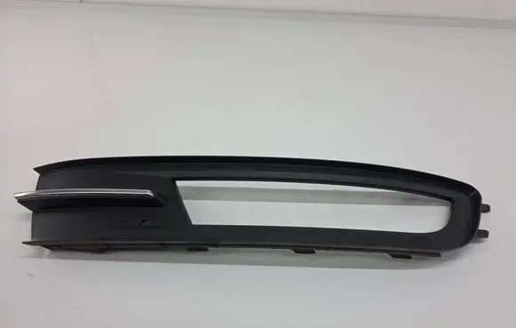 Volkswagen PASSAT B8 Front fog light trim/grill 3G0853666A
