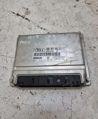 Audi A4 S4 B5 8D Engine control unit/module 8D0907401Q