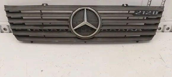 Mercedes-Benz Sprinter W901 W902 W903 W904 Front bumper upper radiator grill A9018880123