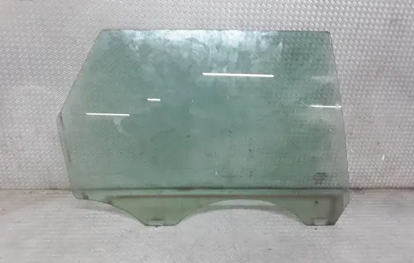 Volvo V50 Rear door window glass
