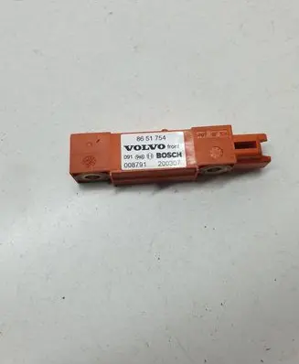 Volvo XC90 Airbag deployment crash/impact sensor 8651754