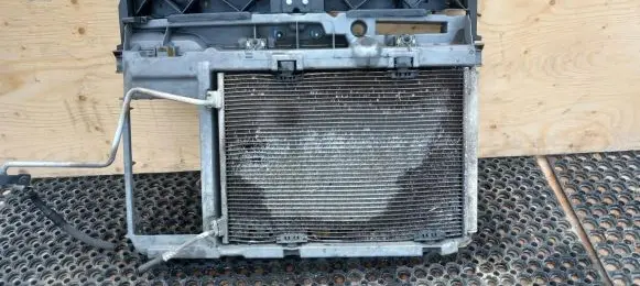 Citroen C3 Picasso Radiator support slam panel