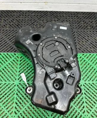BMW X3 G01 AdBlue liquid reservoir 9884894