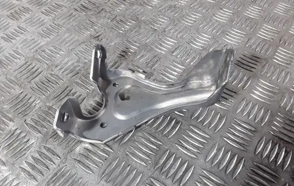 Mercedes-Benz A W176 Other engine bay part A6510902041