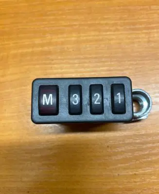 BMW 5 E39 Seat control switch 8352160