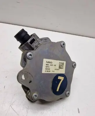 Ford Mustang VI Vacuum pump BB5E2A451BD 20160816