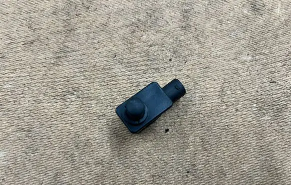 BMW 3 E46 Bonnet alarm switch sensor 61318352229 8352229