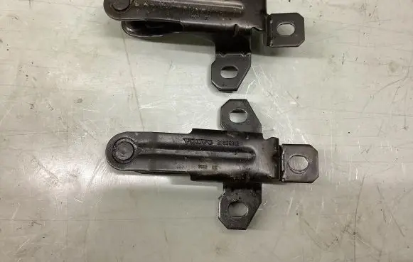 Volvo XC90 Tailgate/trunk/boot hinge 30636912
