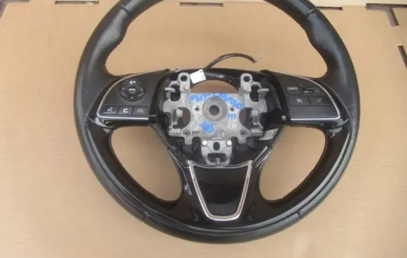 Mitsubishi Outlander Steering wheel