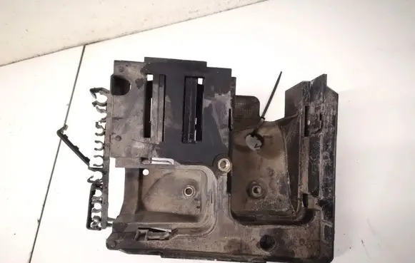 Skoda Octavia Mk2 (1Z) Fuse box cover 1k0907361b