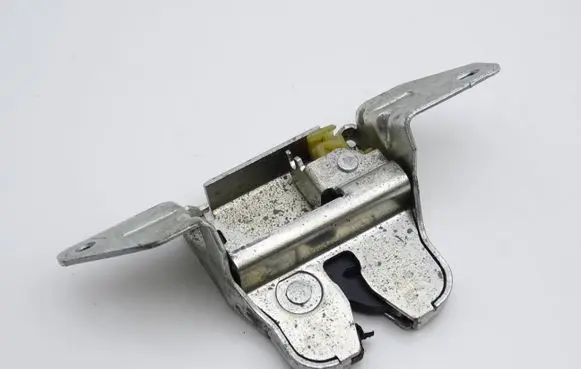 Mercedes-Benz A W168 Tailgate/trunk/boot lock/catch/latch A1687400336