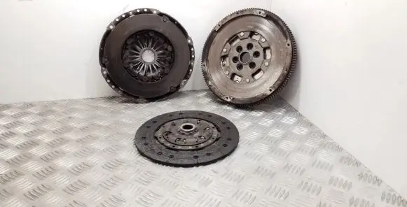 Audi TT TTS Mk2 Clutch set kit 06F141025A 022141031R 06F105266AC