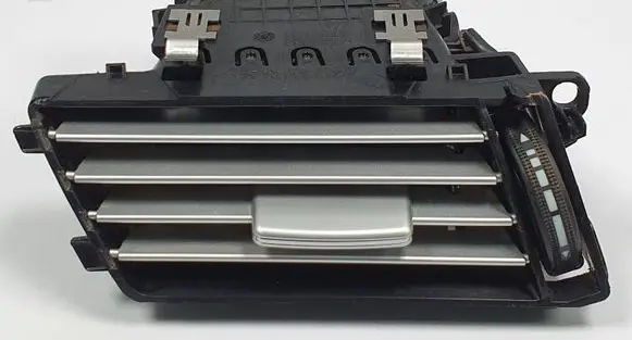 Mercedes-Benz E W212 Dashboard side air vent grill/cover trim A2128300154
