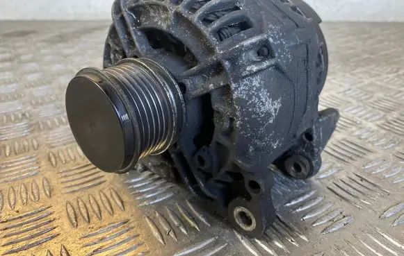 Audi A4 S4 B7 8E 8H Generator/alternator 06F903023F 0124525050