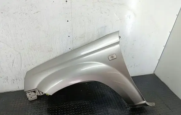 Nissan X-Trail T30 Fender KX4