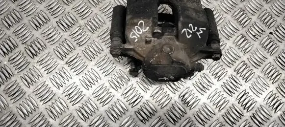 Mercedes-Benz E W212 Front brake caliper