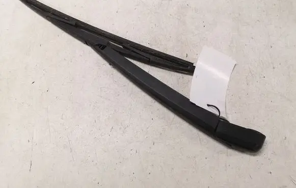 Hyundai Santa Fe Rear wiper blade arm