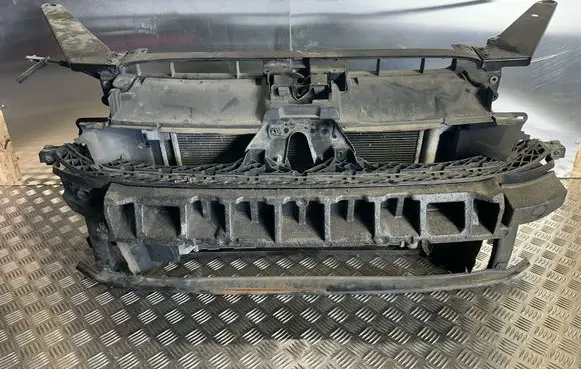 Volkswagen PASSAT B8 Radiator support slam panel 