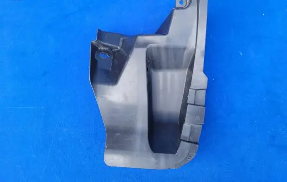 Toyota Auris E180 Rear arch 5259202250