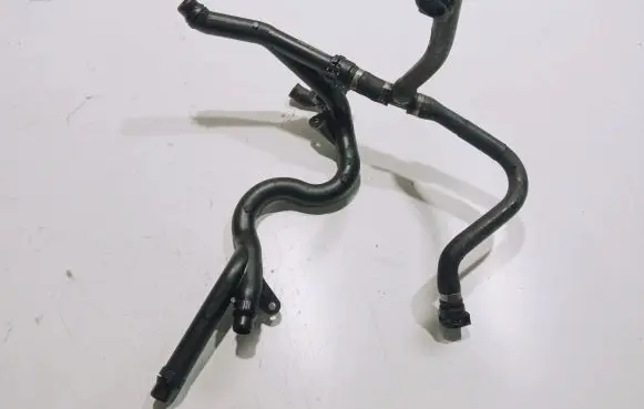 BMW 5 E60 E61 Engine coolant pipe/hose