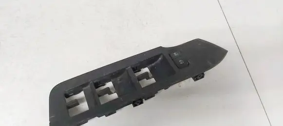 Chevrolet Captiva Central locking switch button 201004082