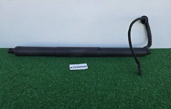 BMW X5 F15 Tailgate strut 961745